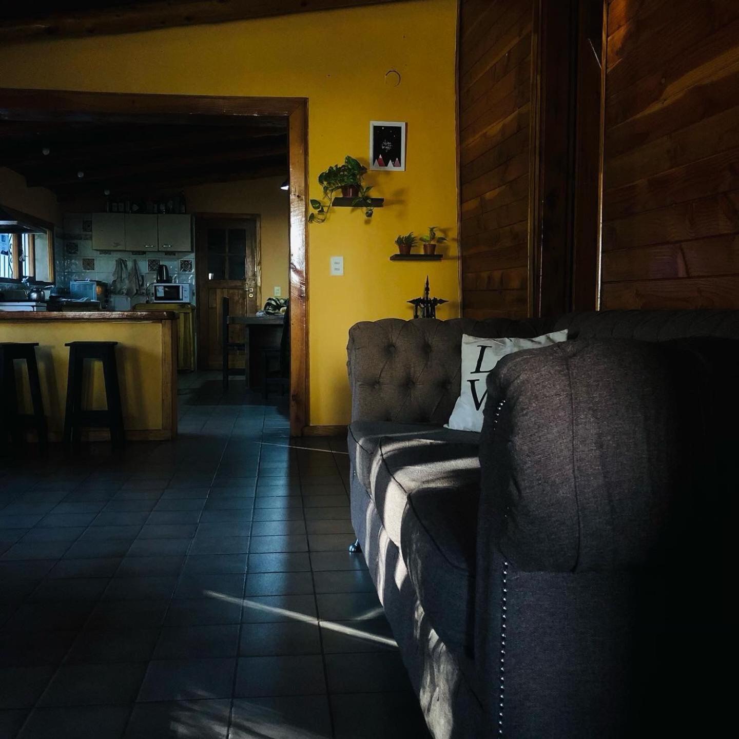 Cuatro Cerros Hostal *
