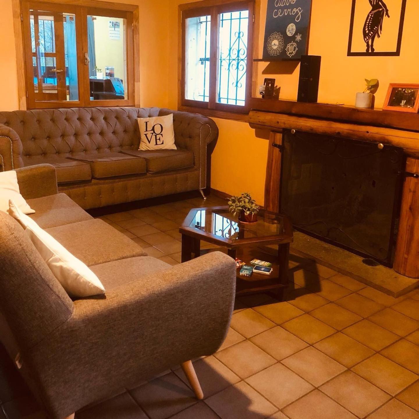 Hostal Cuatro Cerros